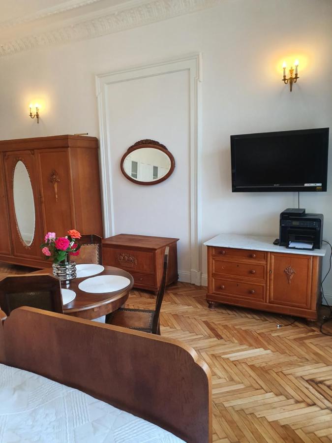Apartment Prestige Piotrkowska 82 - Wyjatkowy Widok Na Deptak Lodz (Lodz)